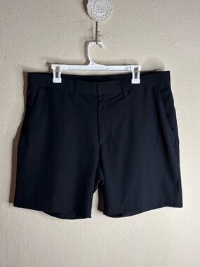 Fabletics The Only Short black 8” size Extra Large